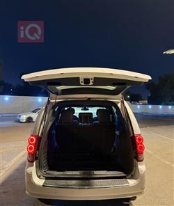 دودج جراند كارافان